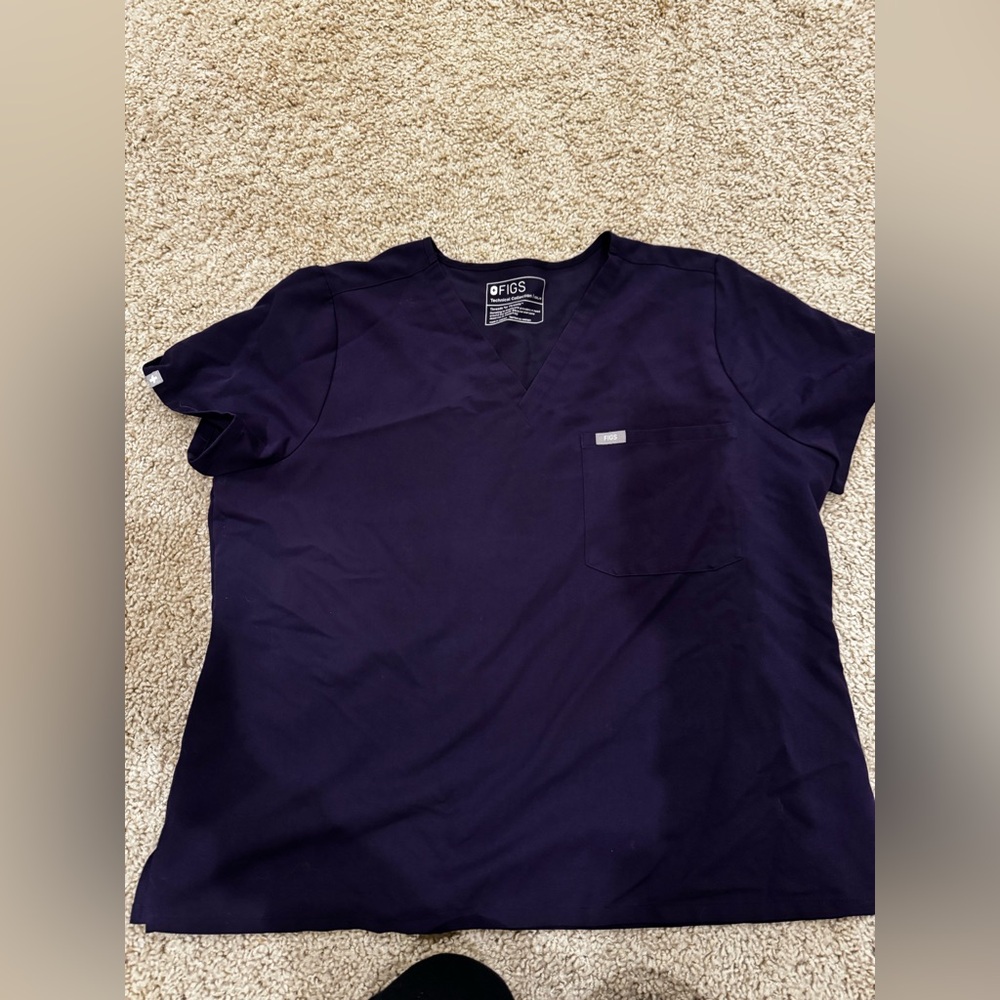Figs Scrub Top
